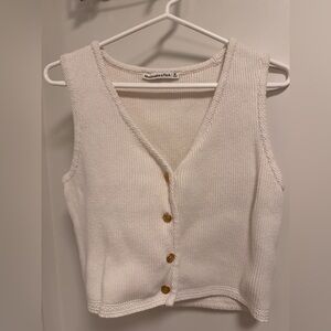 Abercrombie and fitch women’s sweater vest